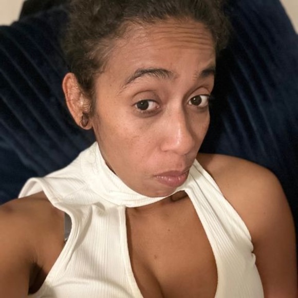 Meet your Posher, Itzel - Picture 1 of 1